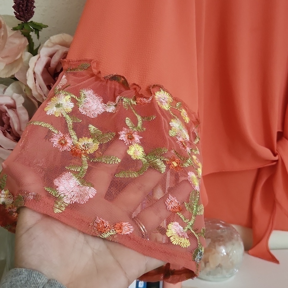Embroidered Floral Sheer Sleeve Bohemian Blouse small Feminine - Picture 3 of 9